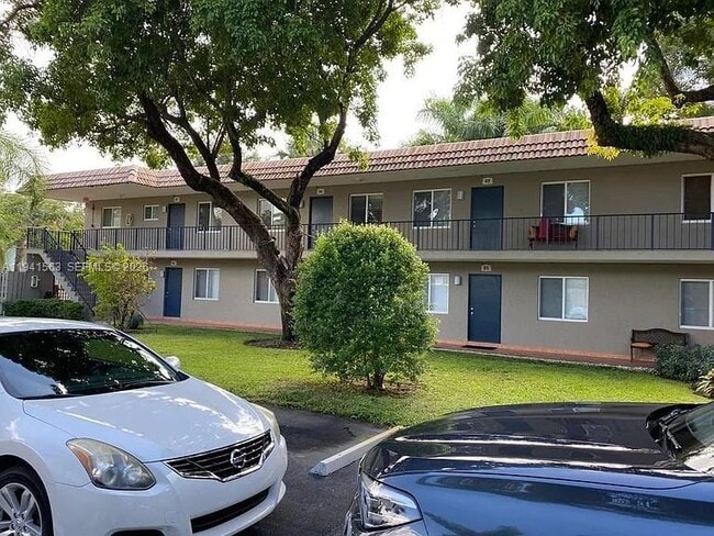 Building Photo - 1111 SW 4th St