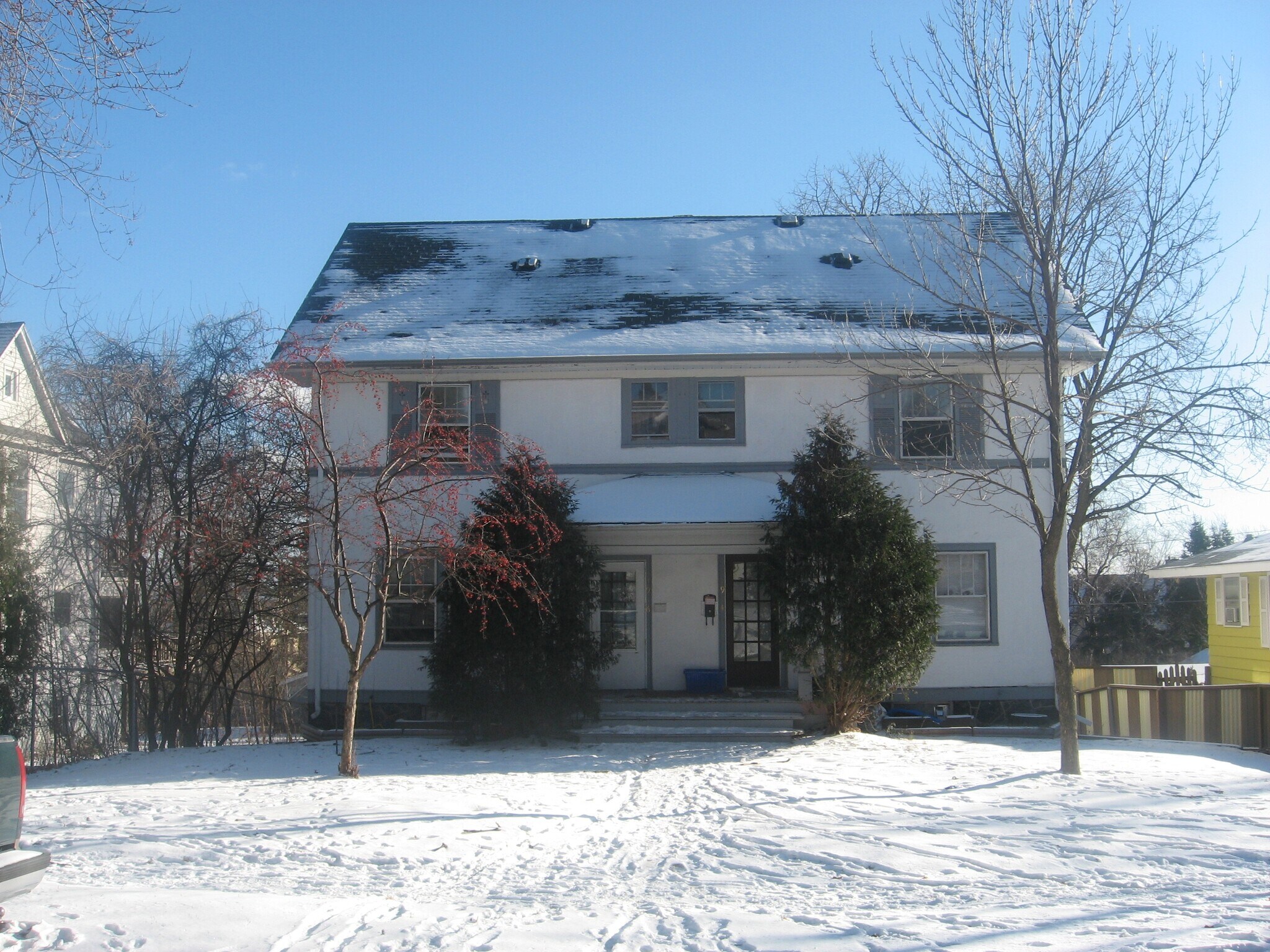 Building Photo - 1916 East 6th Street