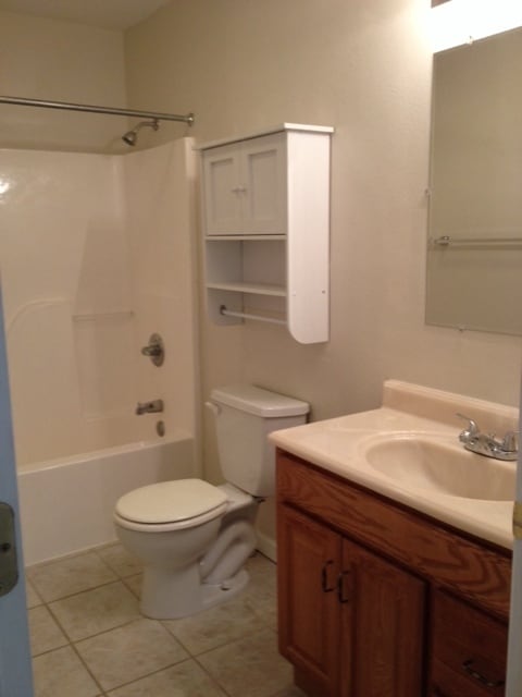 Building Photo - Single Family Home in Branson