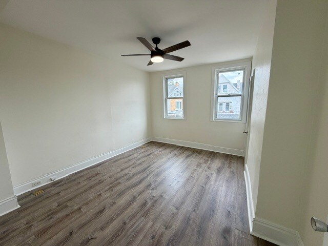 Building Photo - 811 Farragut St