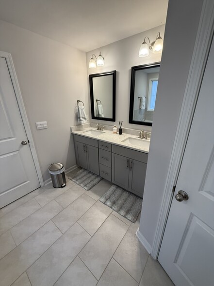 Master Bathroom Dual Vanity - 412 Flat River Run