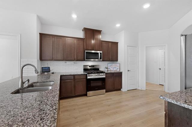 Building Photo - 2917 Lampasas Ln