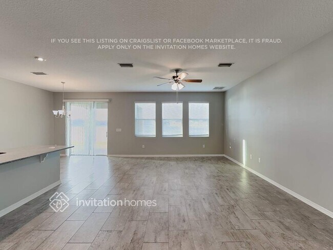 Building Photo - 11821 Cara Field Ave