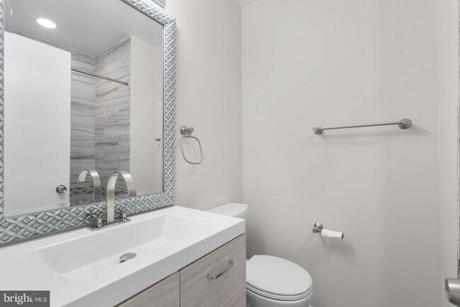 Building Photo - 3351 Buehler Ct