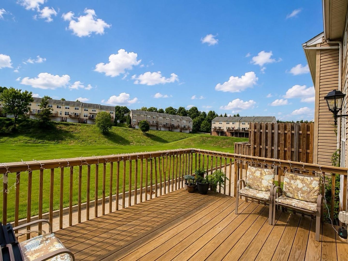Building Photo - 10551 Cherry Grove Ct