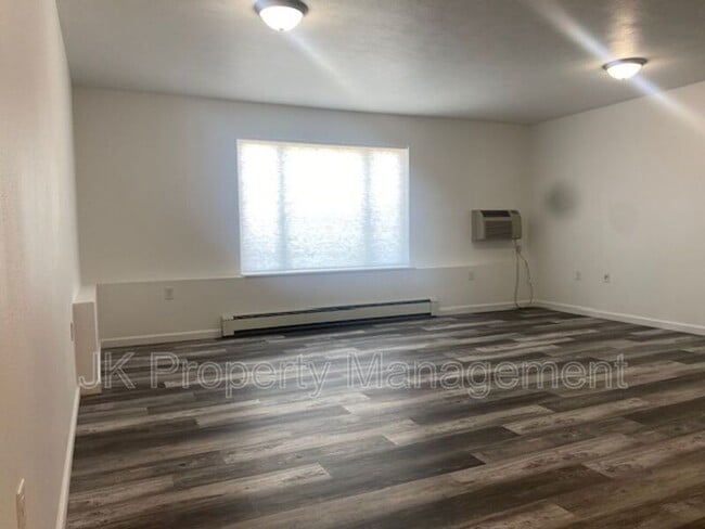 Building Photo - 5000 4th Ave N