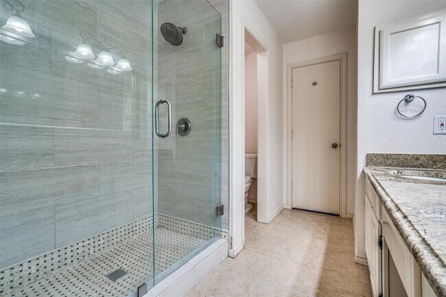 Building Photo - 17820 Windflower Way
