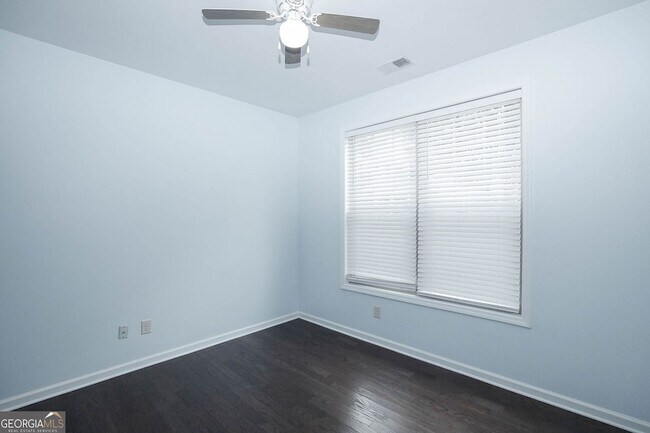 Building Photo - 438 Privet Cir