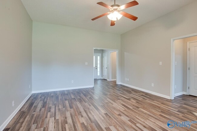 Building Photo - 4808 SE Canterwood Dr