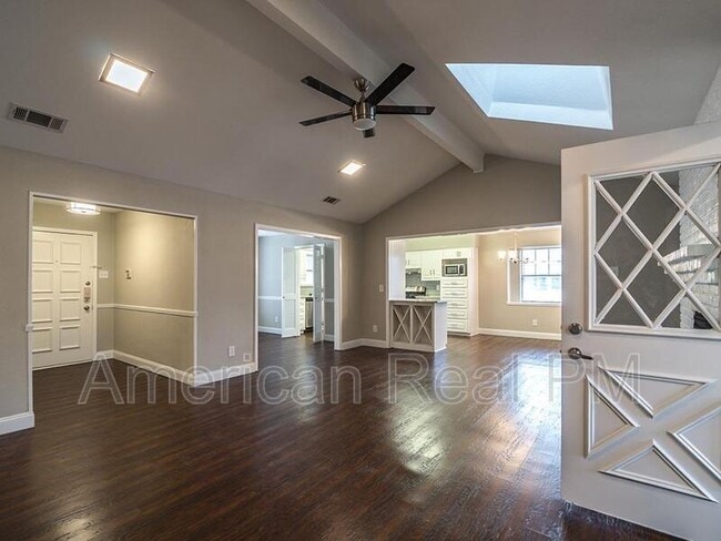 Building Photo - 3852 Westminster Dr