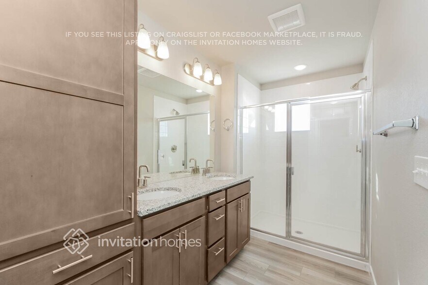 Building Photo - 13594 Nederland Dr