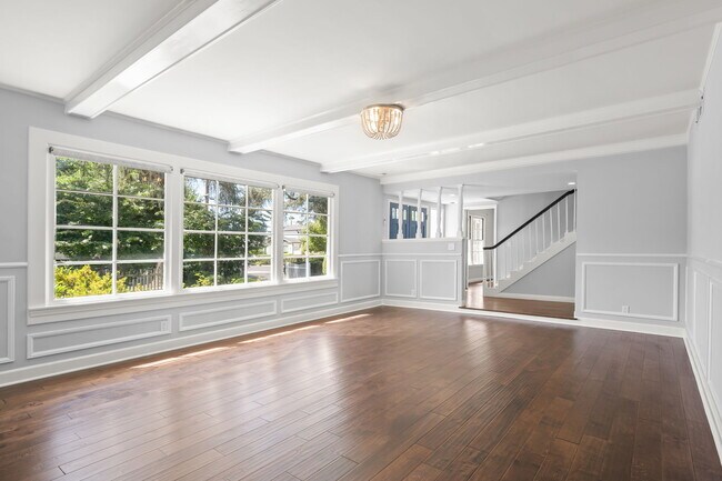 Building Photo - 15473 Lemay St