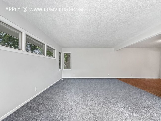 Building Photo - 4br 2ba 2cg ~ Security Deposit Free Altern...