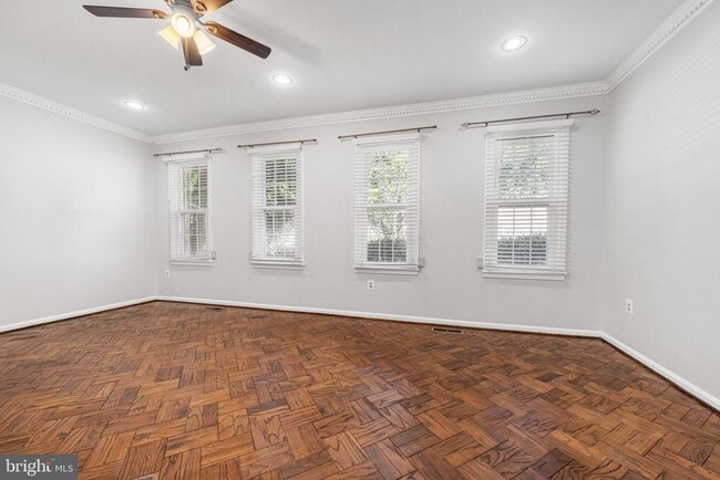 Building Photo - 222 Apple Blossom Ct