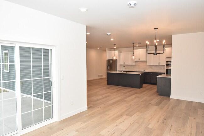 Building Photo - 6706 71st Ave S