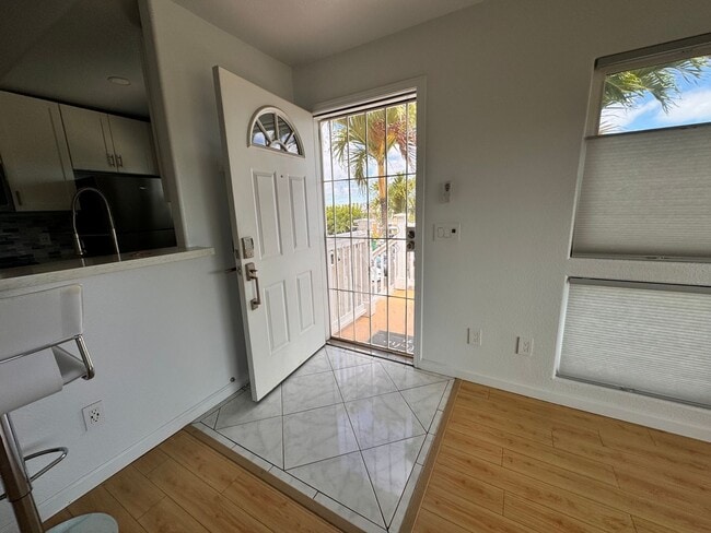 Building Photo - 94-510 Lumiaina Street #H-202