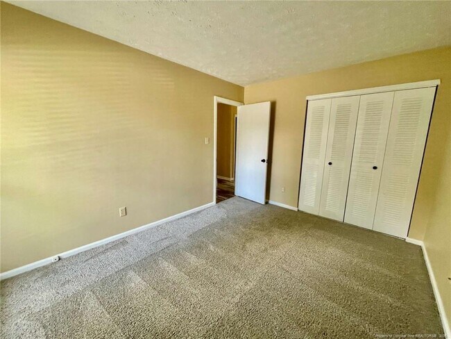 Building Photo - 4609 Fen Ct