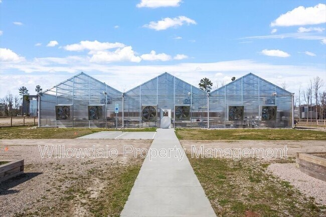 Building Photo - 4940 Enlightenment Rd