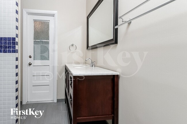 Building Photo - 11472 Sanderling Dr