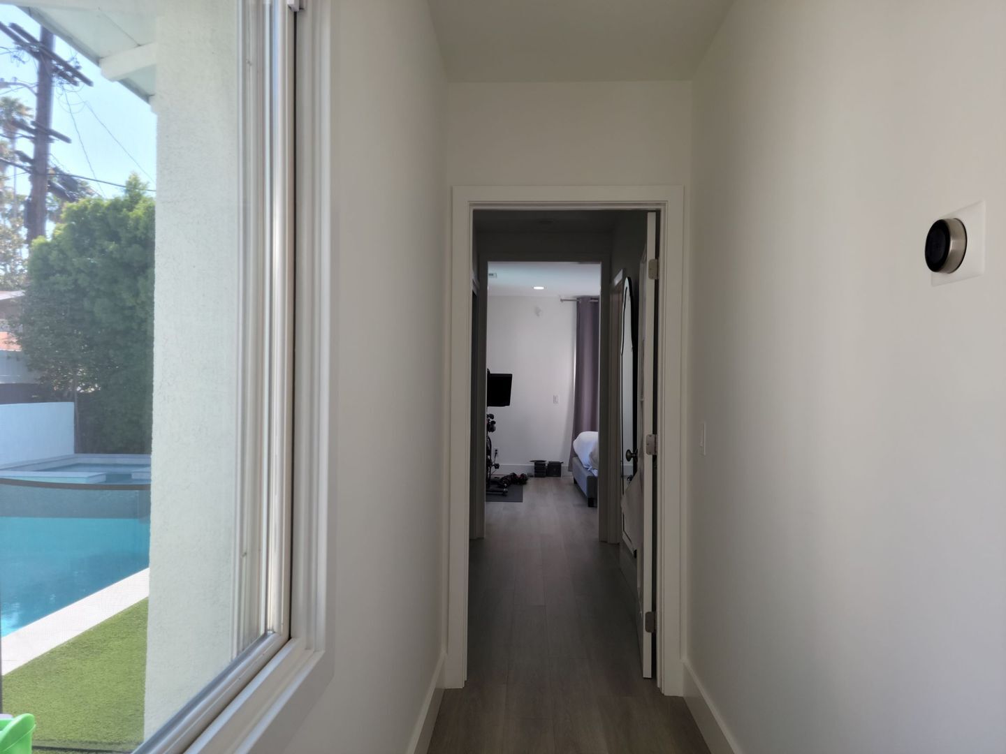 Building Photo - Stunning Remodeled 4 Bedroom House with Large Front Yard, Garage, Pool & Spa in Studio City!