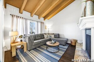 Building Photo - 1135 Parkview Dr