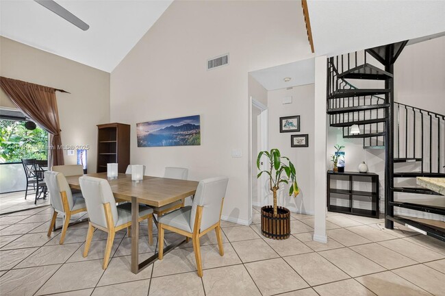 Building Photo - 616 Woodgate Ln