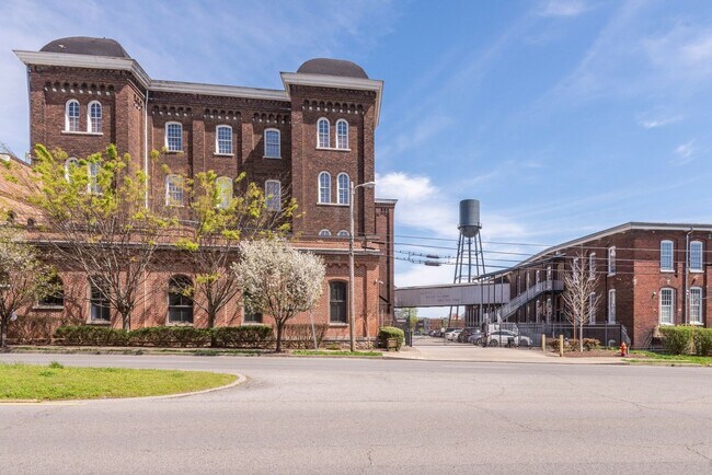 Building Photo - Amazing Germantown Loft in Historic Werthan Mills Lofts!