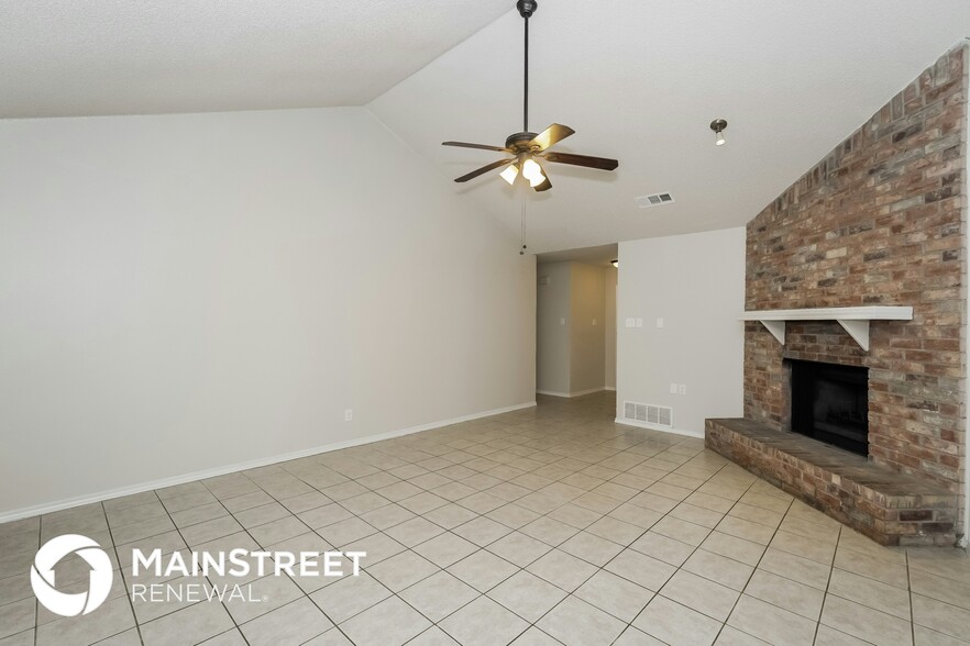 Building Photo - 1072 Westcliff Ave