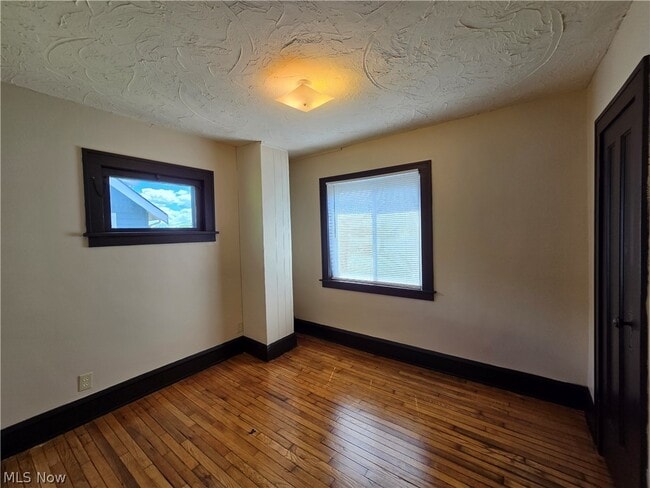 Building Photo - 5223 Paine Ave
