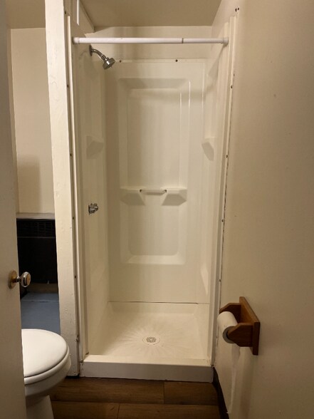 Building Photo - 149 E Gilman St