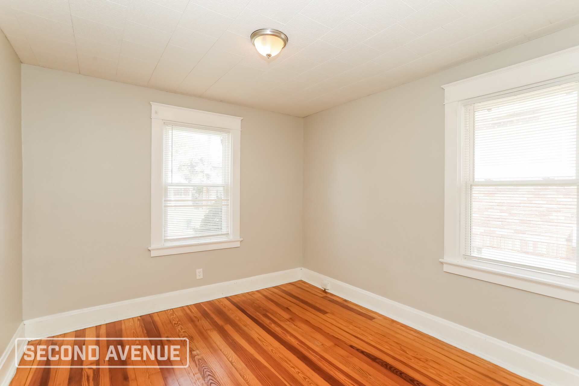 Building Photo - 4055 Palos St