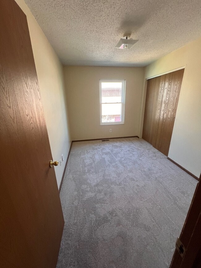 Building Photo - 3869 Treebrook Dr