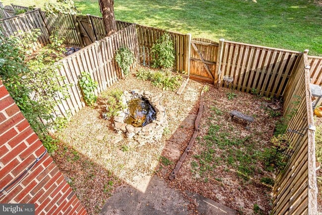 Building Photo - 9911 Whitewater Dr