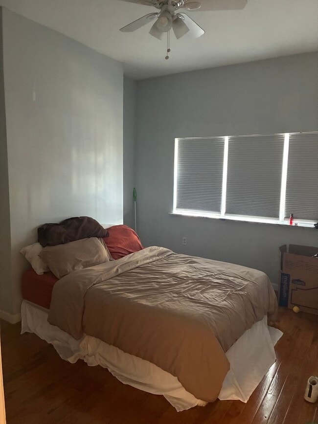 Building Photo - SPACIOUS LAWRENCEVILLE 3 BED 2.5 BATH! PER...
