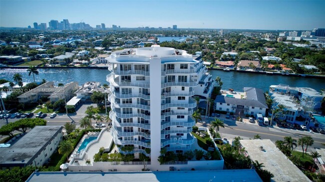 Building Photo - 612 Bayshore Dr