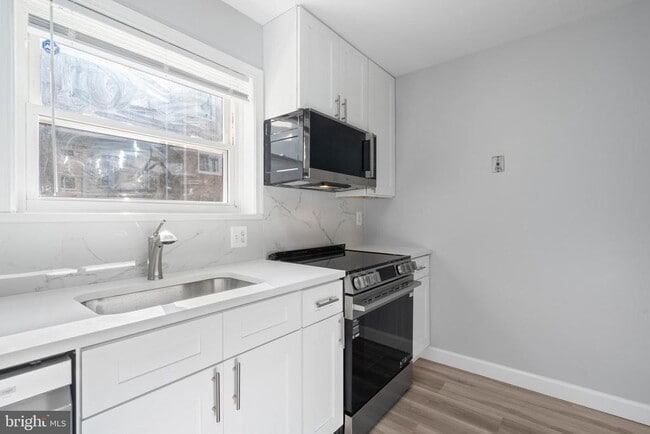 Building Photo - 13838 Beaujolais Ct