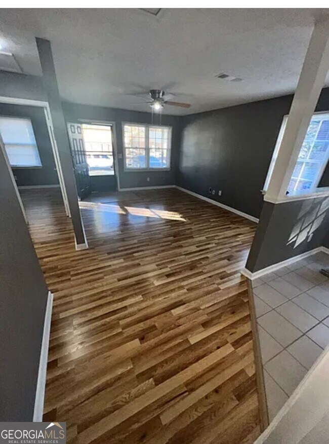 Building Photo - 1152 Pinedale Cir NW