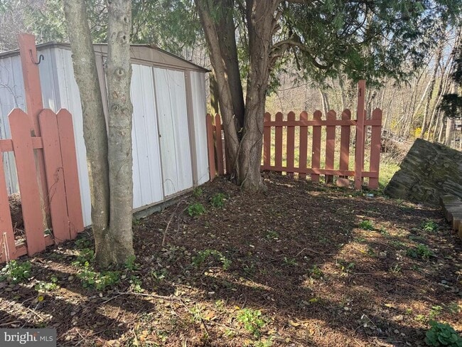 Building Photo - 1136 Fox Run