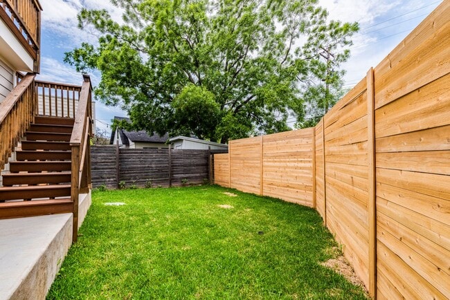 Building Photo - 3702 Tower View Ct