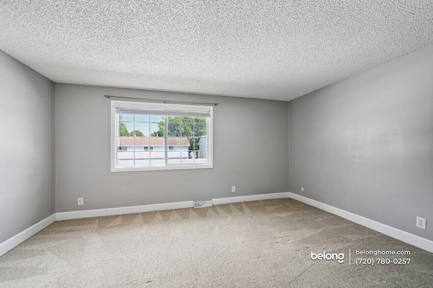 Building Photo - 13988 E Utah Cir