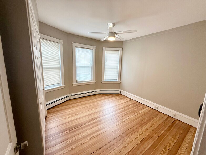 Building Photo - 43 Fruit Hill Ave