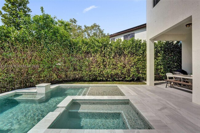 Building Photo - 2740 NW 83rd Terrace