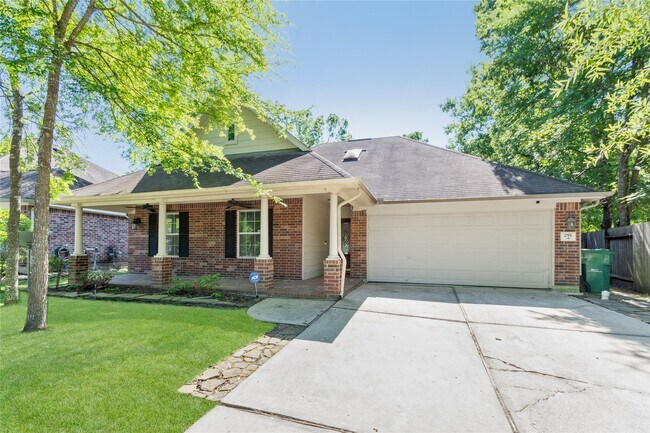 Primary Photo - 255 Genesee Ridge Ct