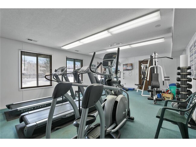 Exercise room - 7520 Cahill Rd