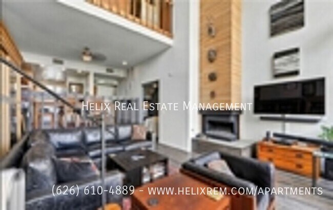 Building Photo - 7322 Marina Pacifica Dr N