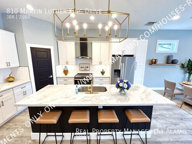 Building Photo - 810 Martin Luther King Dr