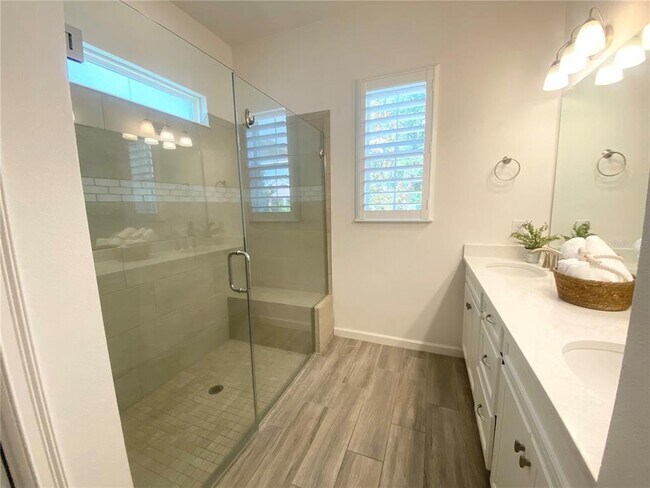 Building Photo - 724 Winterside Dr