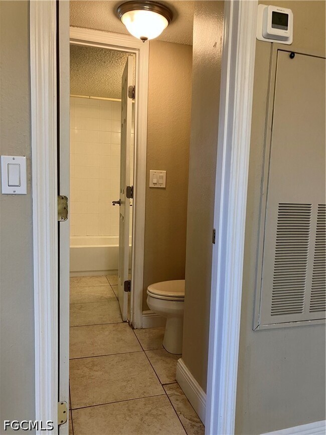 Building Photo - 12540 Equestrian Cir
