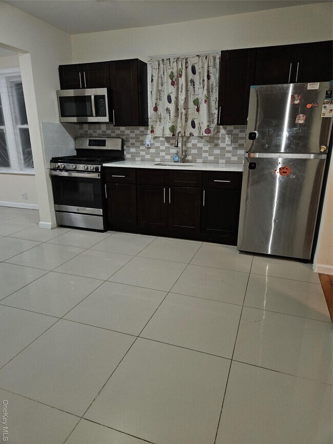 Building Photo - 116-49 147th St