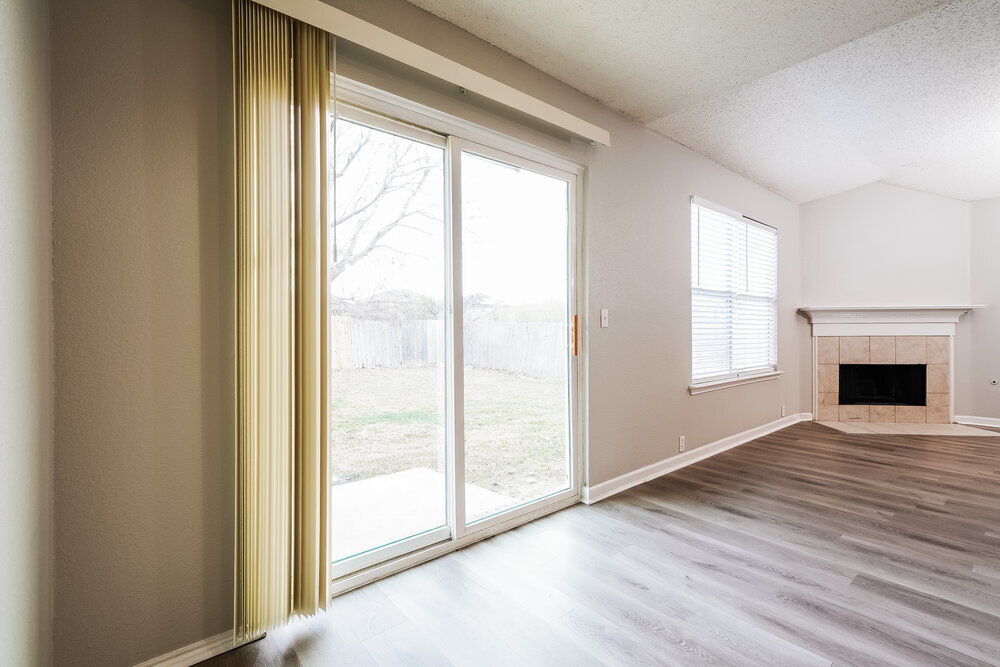 Building Photo - 6901 Baybridge Dr